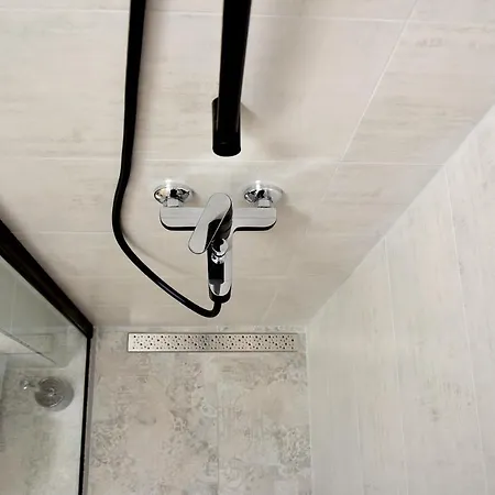 Rab Downtown Place Apartamento *