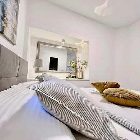 Rab Downtown Place Apartamento Rab Town