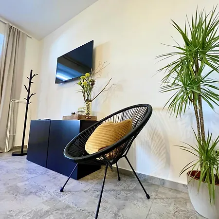 Rab Downtown Place Apartment *