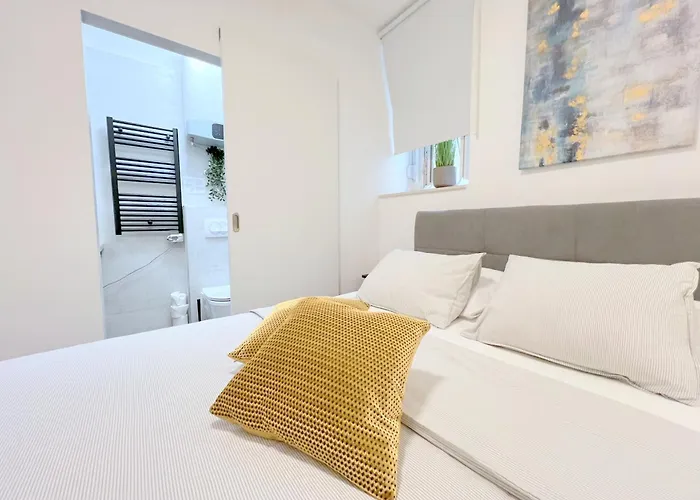 Rab Downtown Place Rab Town