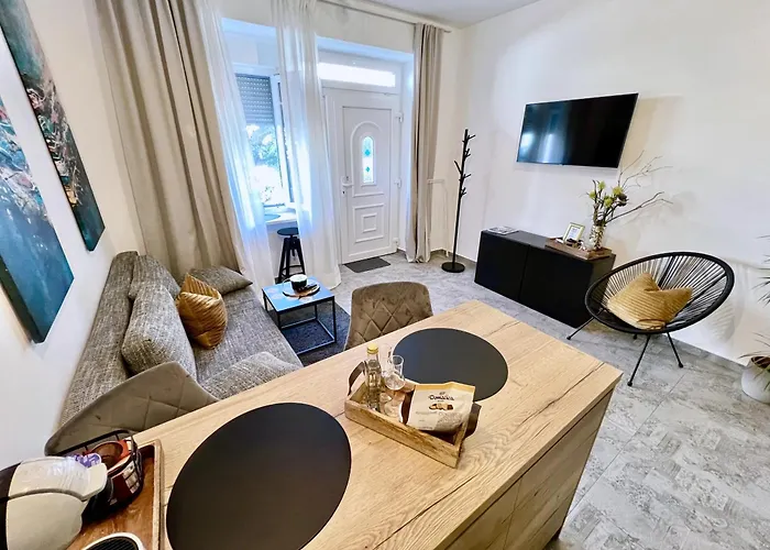 Rab Downtown Place Appartement Rab Town